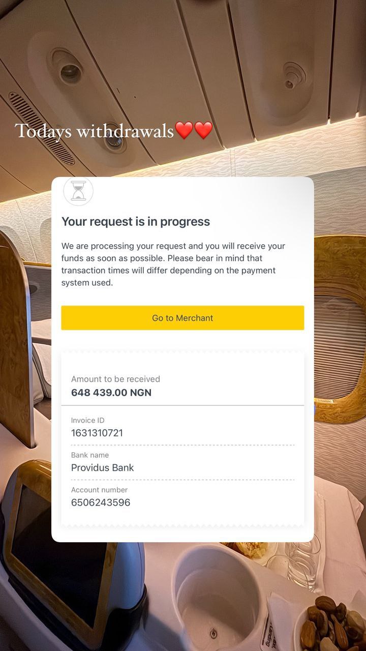 photo_5843501893714823788_y (1)